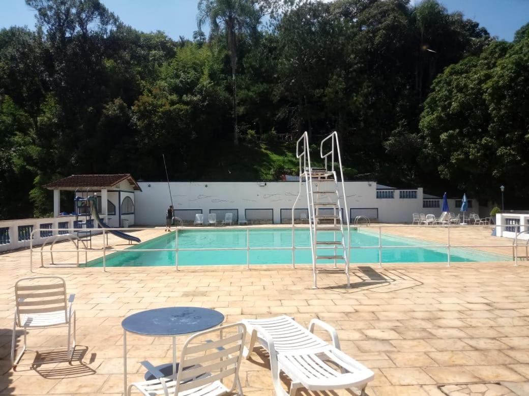 למבארי Apartamento No Condominio Imperial מראה חיצוני תמונה